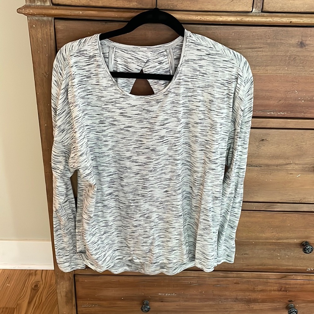 Long sleeved, Lululemon top